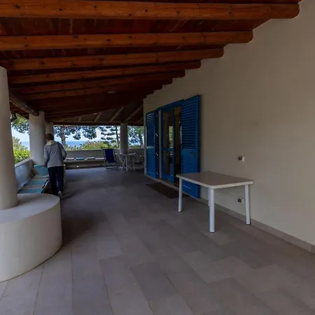 Ustica Mari E Carlo Contrada Ogliastrello Villa