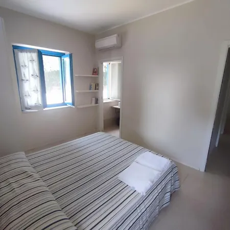 Ustica Mari E Carlo Contrada Ogliastrello *