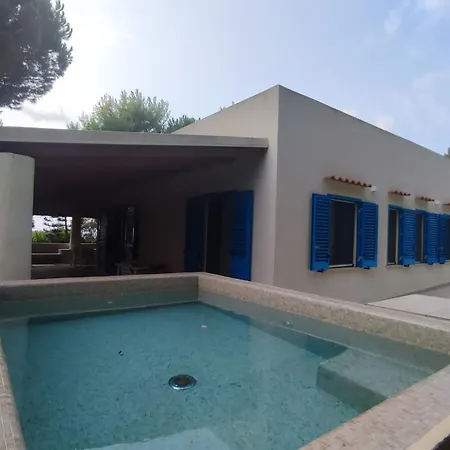 Villa Ustica Mari E Carlo Contrada Ogliastrello *