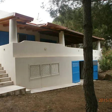 Ustica Mari E Carlo Contrada Ogliastrello Villa Isola di Ustica