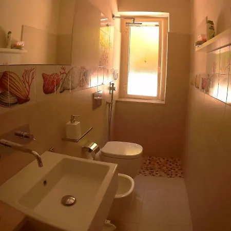 Ustica Mari E Carlo Contrada Ogliastrello *