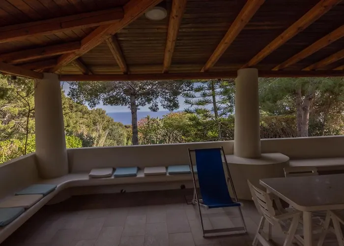 Ustica Mari E Carlo Contrada Ogliastrello * Isola di Ustica