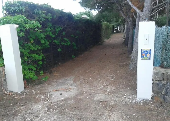 Ustica Mari E Carlo Contrada Ogliastrello Isola di Ustica